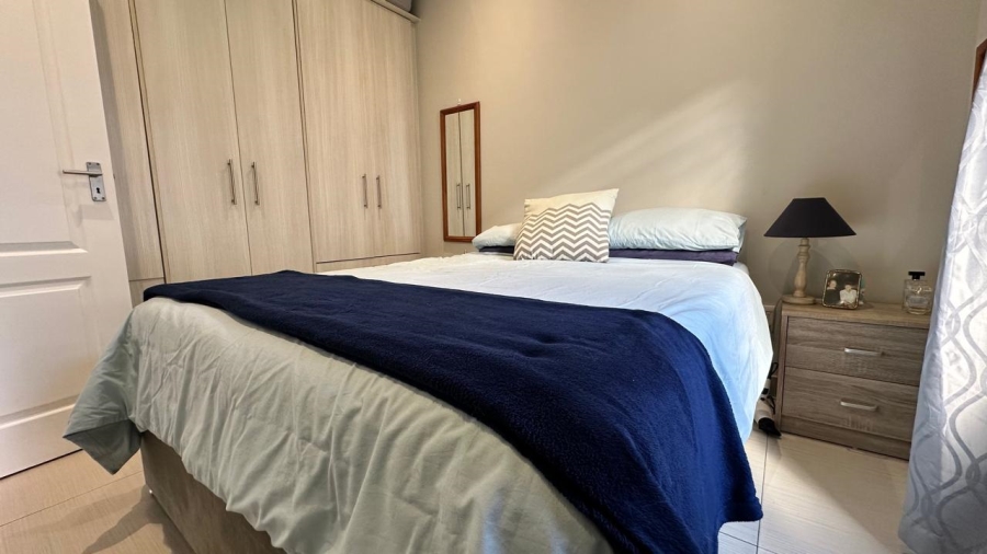 2 Bedroom Property for Sale in Parklands North Western Cape